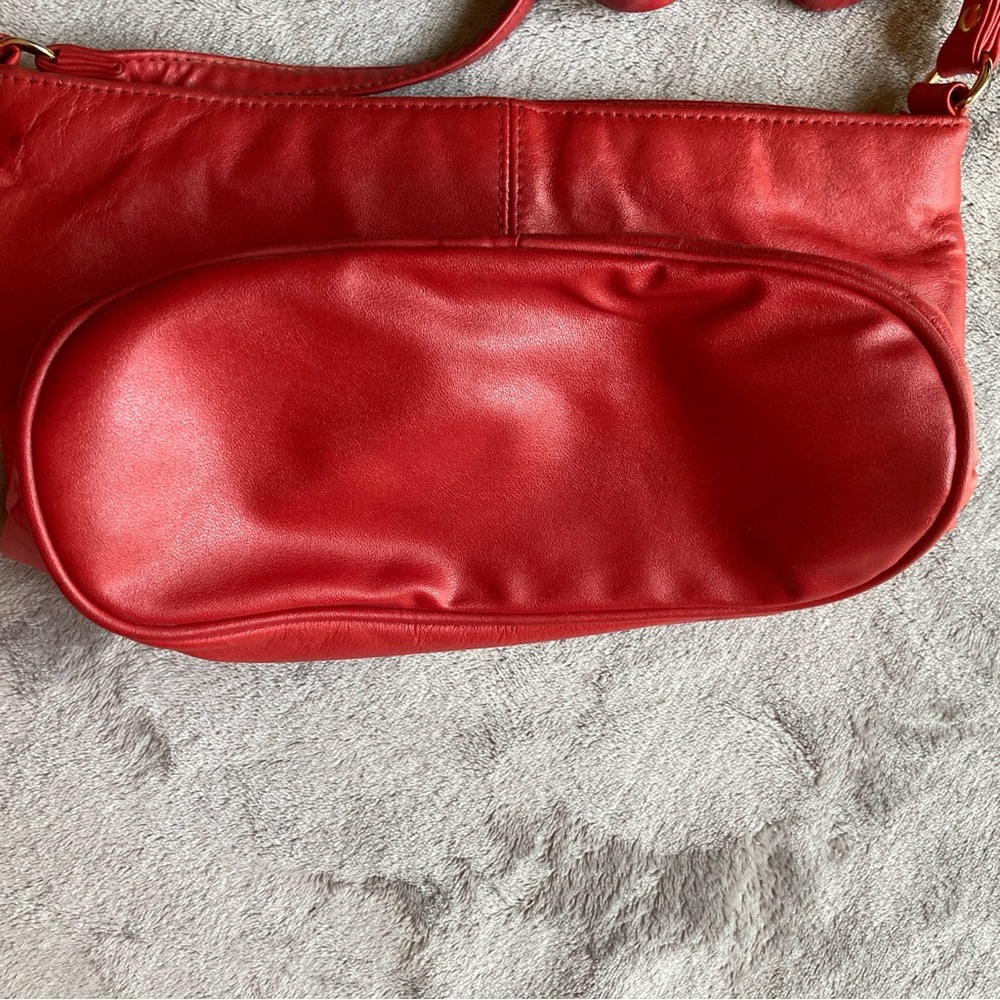 Red Leather Shoulder or Crossbody Bag | Unbranded - Picture 4 of 15